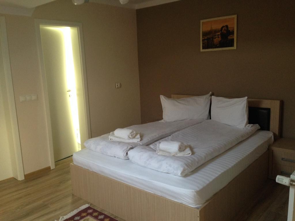 Casa Clara Hotel Sibiu Exterior photo